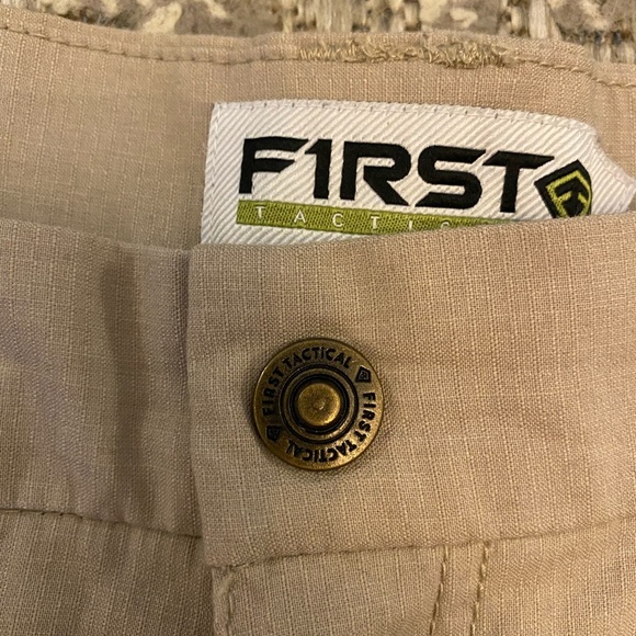 First Tactical Mens Canvas Cargo Pants Size 42x34 Color Khaki - Picture 4 of 8